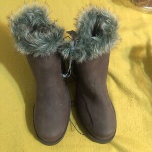 Faux-Fur Trim Brown Winter Ankle Boots - Women